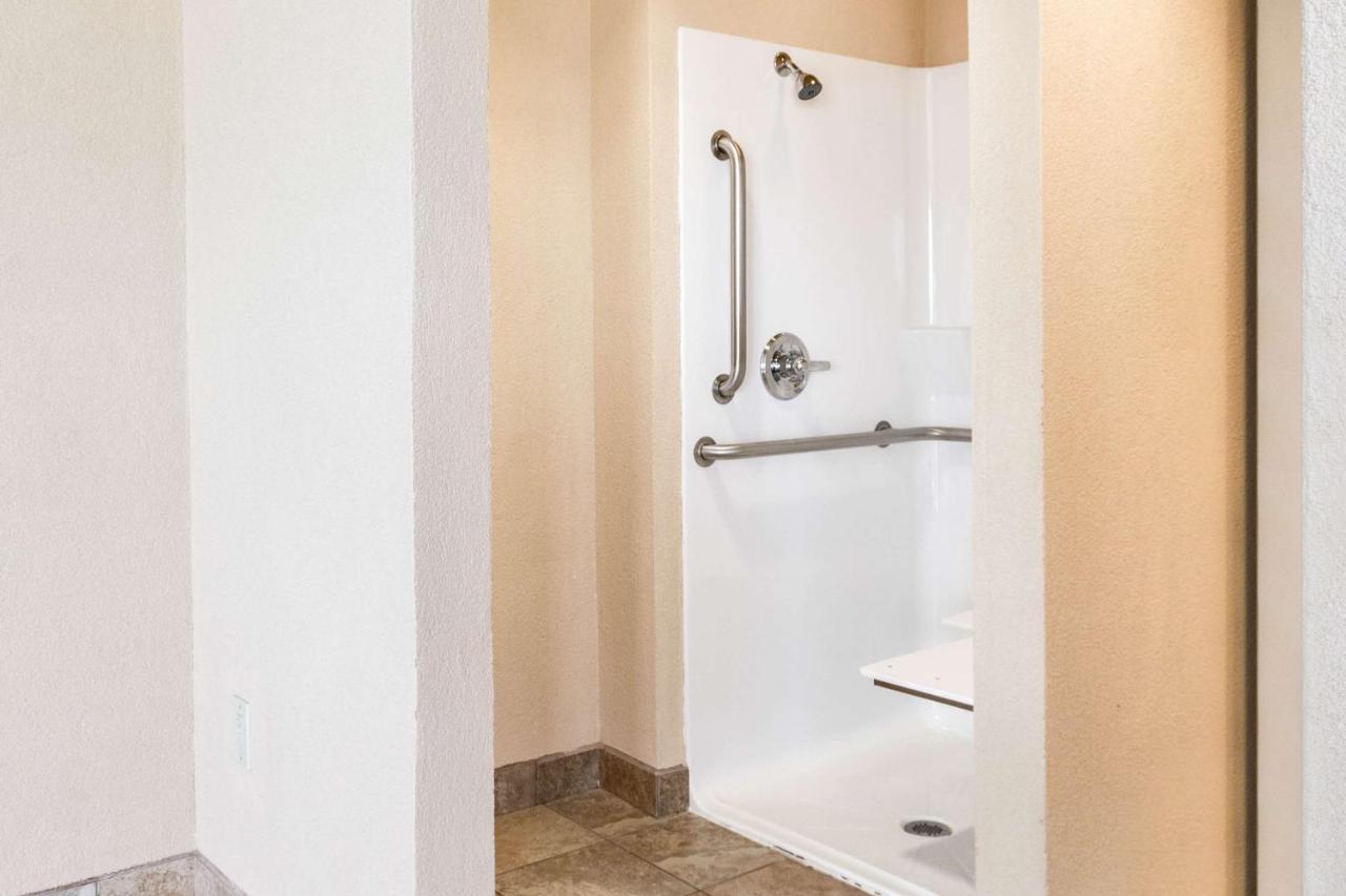 Hampton Inn Derby-Wichita Southeast Dış mekan fotoğraf