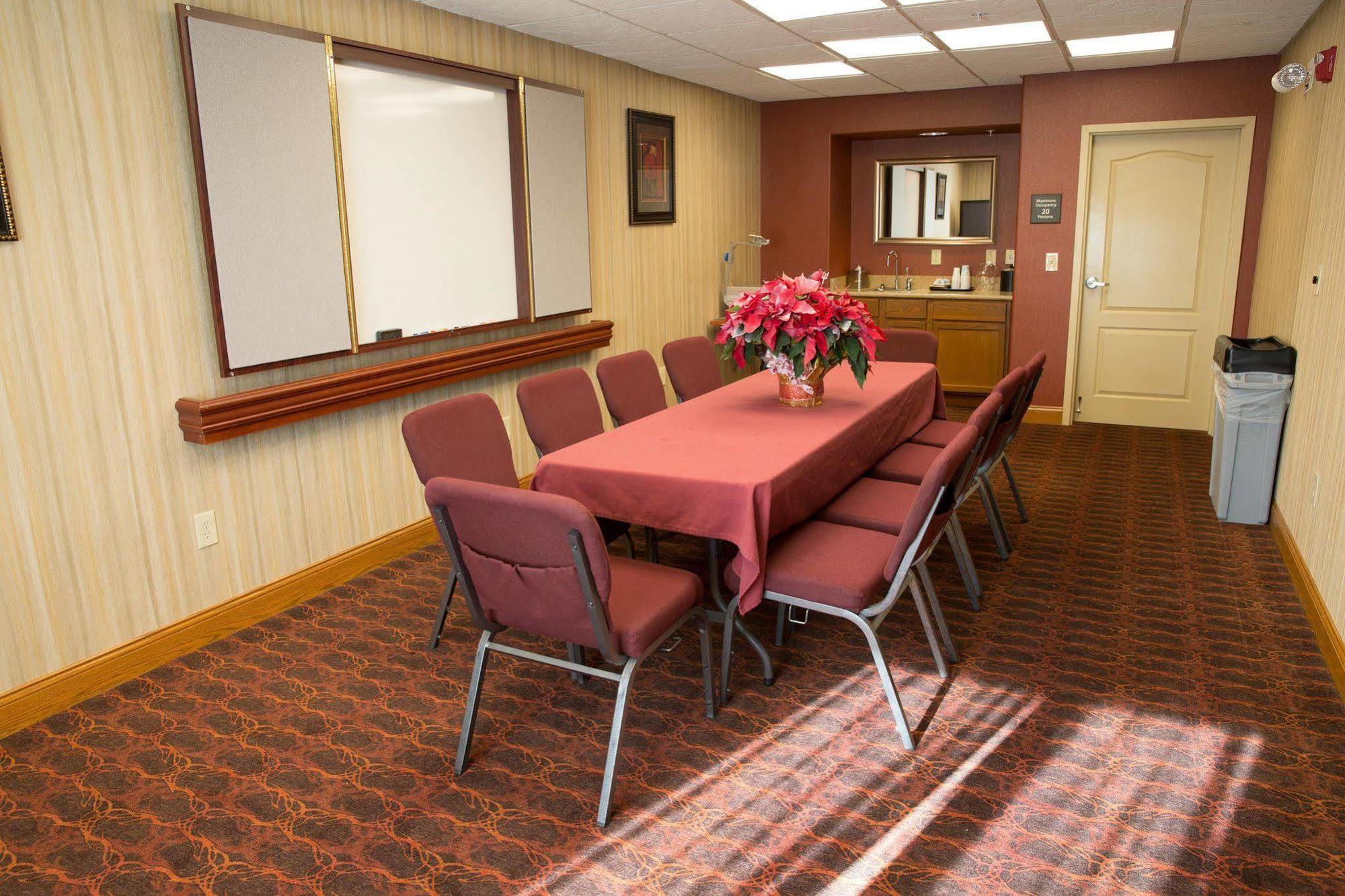 Hampton Inn Derby-Wichita Southeast Dış mekan fotoğraf